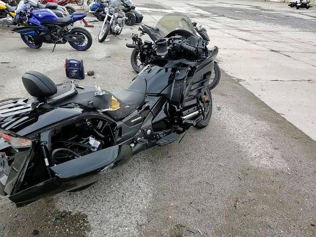 2013 Honda Gl1800 B VIN: JH2SC6818DK000927 Lot: 61779055