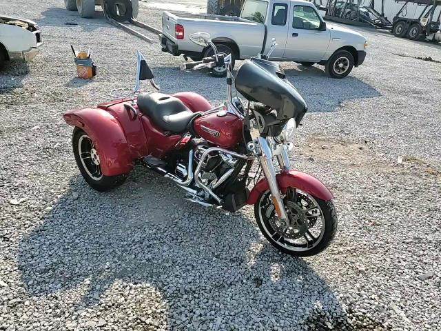 2018 Harley-Davidson Flrt Free Wheeler VIN: 1HD1MCC17JB857662 Lot: 60302785