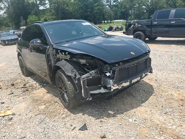 2019 Porsche Cayenne S VIN: WP1AB2AY8KDA61461 Lot: 62084135