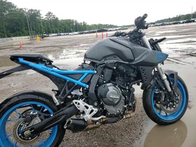 2024 Suzuki Gsx800 R VIN: JS1EM11BXR7101268 Lot: 59197585