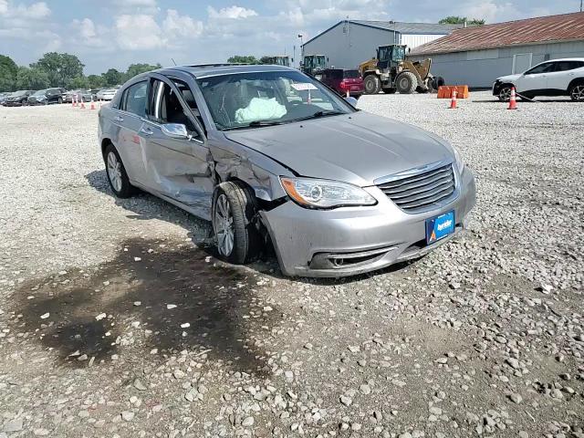 2014 Chrysler 200 Limited VIN: 1C3CCBCG6EN156325 Lot: 61707385