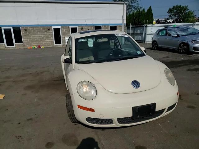 2006 Volkswagen New Beetle 2.5L Option Package 1 VIN: 3VWRG31C46M423874 Lot: 60527325