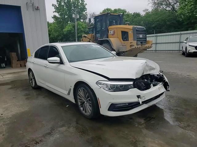 2018 BMW 530Xe VIN: WBAJB1C55JB374344 Lot: 59900875