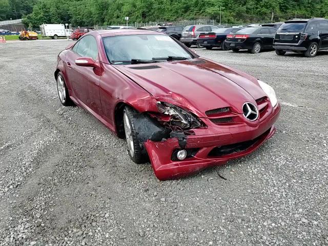 2005 Mercedes-Benz Slk 350 VIN: WDBWK56F15F040653 Lot: 61600165