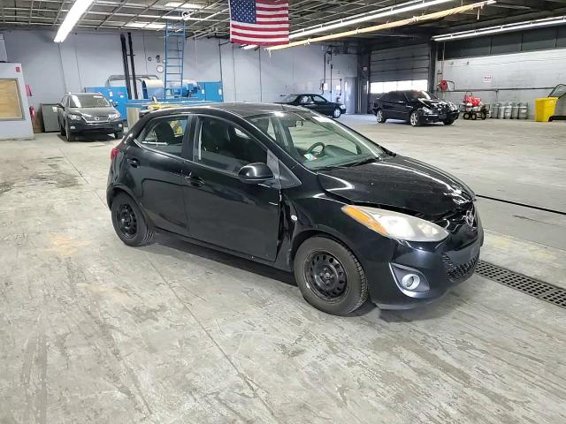 2011 Mazda Mazda2 VIN: JM1DE1HY2B0102194 Lot: 61200915
