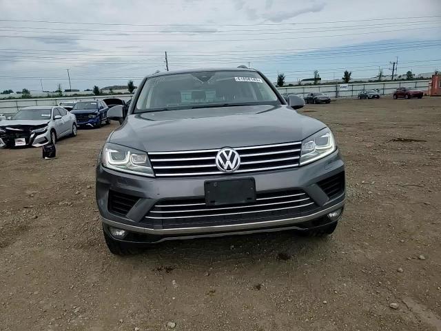 2016 Volkswagen Touareg Sport VIN: WVGEF9BP9GD012505 Lot: 61858145