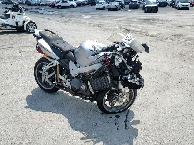 2005 Honda Vfr800 VIN: JH2RC46145M700424 Lot: 62753925