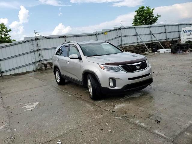 2015 Kia Sorento Lx VIN: 5XYKTCA60FG573472 Lot: 62553545