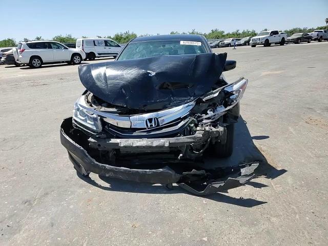 2017 Honda Accord Sport VIN: 1HGCR2F5XHA306342 Lot: 62948675