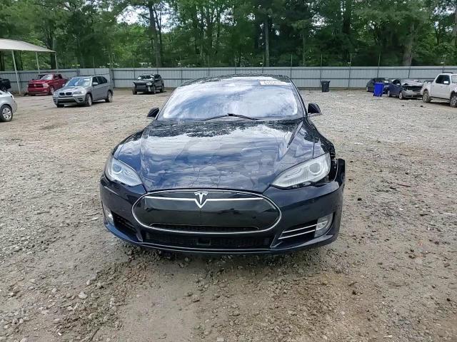 2015 Tesla Model S 85 VIN: 5YJSA1H11FFP56830 Lot: 61554385