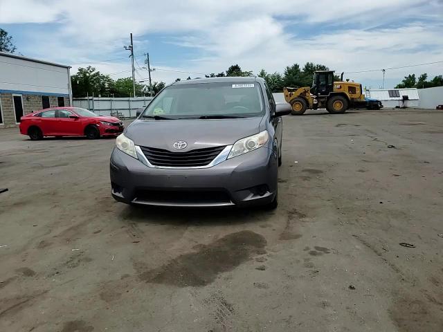 2013 Toyota Sienna Le VIN: 5TDKK3DCXDS398815 Lot: 63003235