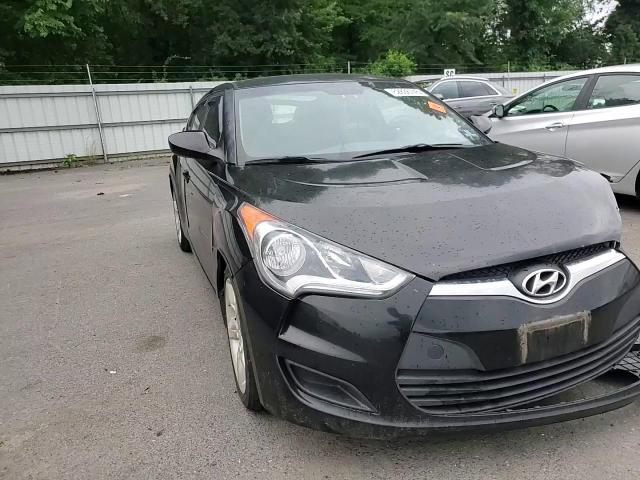 2015 Hyundai Veloster VIN: KMHTC6AD6FU229370 Lot: 62836745