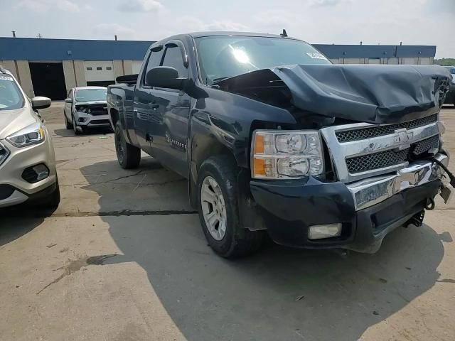 2007 Chevrolet Silverado K1500 VIN: 2GCEK19J87156059 Lot: 58978425