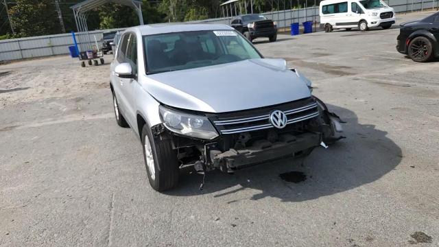 2012 Volkswagen Tiguan S VIN: WVGAV7AXXCW606008 Lot: 62232655