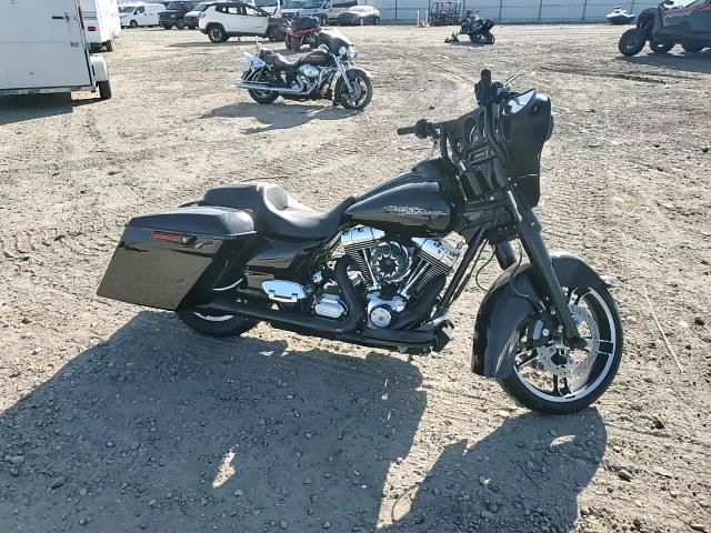 2012 Harley-Davidson Flhx Street Glide VIN: 1HD1KBM10CB689333 Lot: 59348475