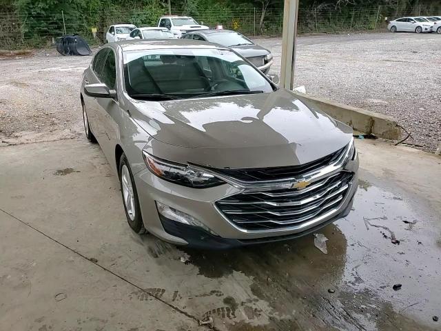 2023 Chevrolet Malibu - Image 13