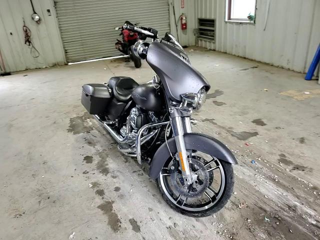 2016 Harley-Davidson Flhxs Street Glide Special VIN: 1HD1KRM18GB607573 Lot: 60593215