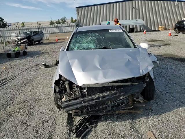 2005 Kia Spectra Lx VIN: KNAFE121955200566 Lot: 61530285