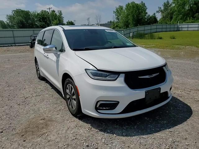 2022 Chrysler Pacifica Hybrid Limited VIN: 2C4RC1S72NR180156 Lot: 62742765