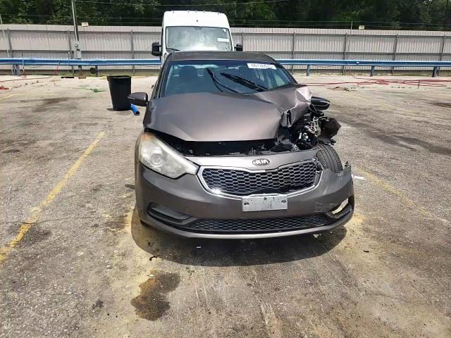 2015 Kia Forte Lx VIN: KNAFX4A6XF5269132 Lot: 60136675