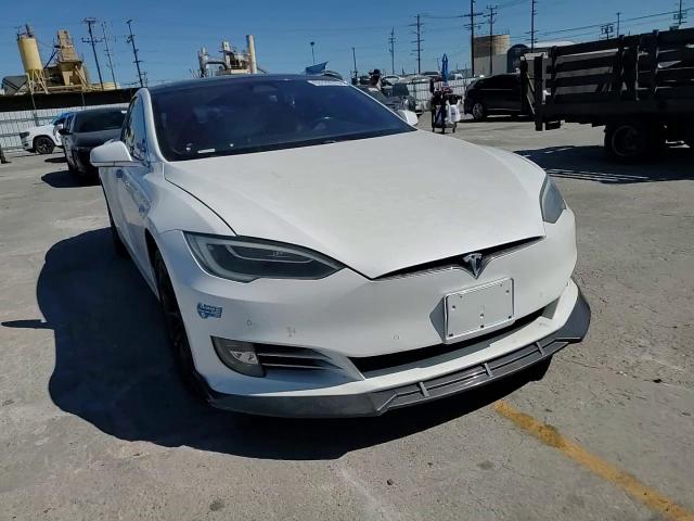 2017 Tesla Model S VIN: 5YJSA1E26HF189482 Lot: 63120515