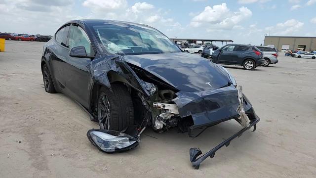 2024 Tesla Model Y VIN: 7SAYGDED6RA333920 Lot: 61830245