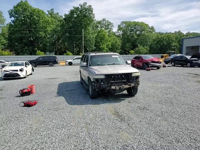 2004 Chevrolet Suburban C1500 VIN: 1GNEC16Z34J242670 Lot: 60987725