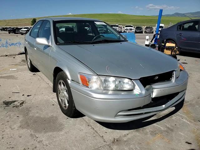 2000 Toyota Camry Ce VIN: JT2BG22K0Y0515261 Lot: 61638685