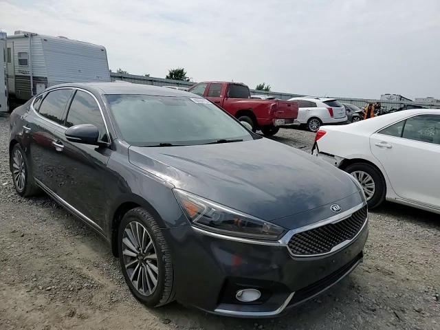 2018 Kia Cadenza Premium VIN: KNALB4J1XJ5127362 Lot: 60930155