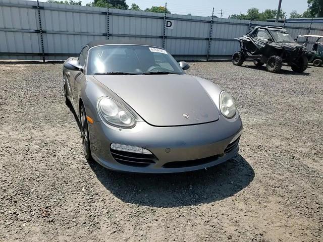 2011 Porsche Boxster VIN: WP0CA2A82BS710129 Lot: 61922085