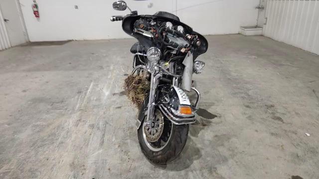 2007 Harley-Davidson Flhtcui VIN: 1HD1FC4107Y665885 Lot: 60452685