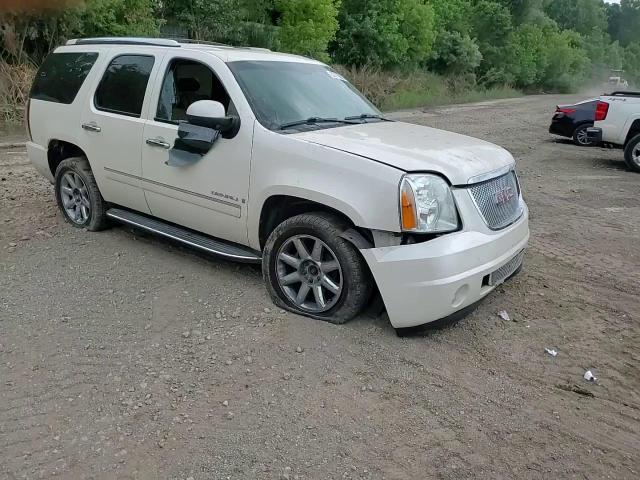 2009 GMC Yukon Denali VIN: 1GKFK032X9R206277 Lot: 62719625