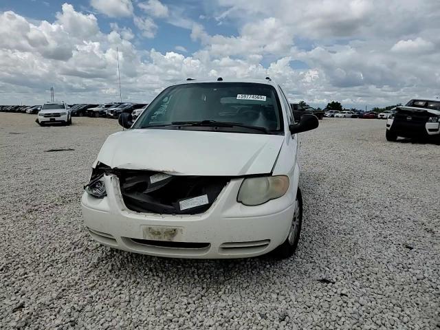 2005 Chrysler Town & Country Lx VIN: 2C4GP44R35R597796 Lot: 59774565