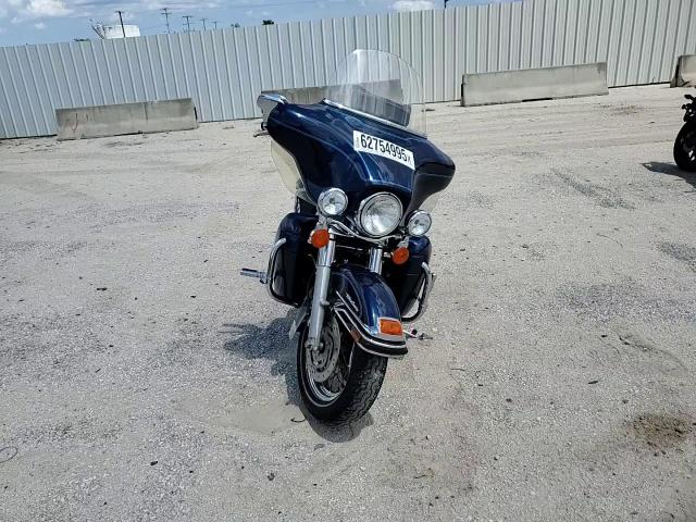 2002 Harley-Davidson Flhtcui VIN: 1HD1FCW142Y609129 Lot: 62754995