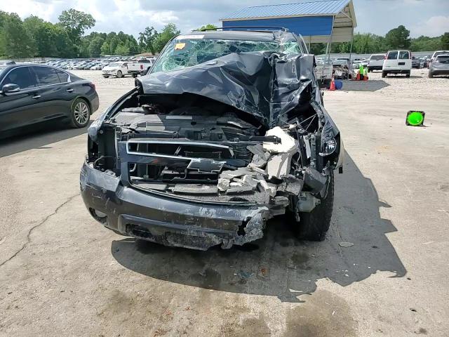 2011 Chevrolet Suburban K1500 Ltz VIN: 1GNSKKE3XBR232628 Lot: 59883425