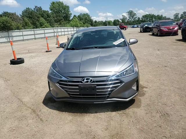 2019 Hyundai Elantra Se VIN: 5NPD74LF6KH484587 Lot: 61870255