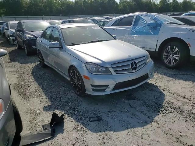 2013 Mercedes-Benz C 250 VIN: WDDGF4HBXDA775079 Lot: 61615805