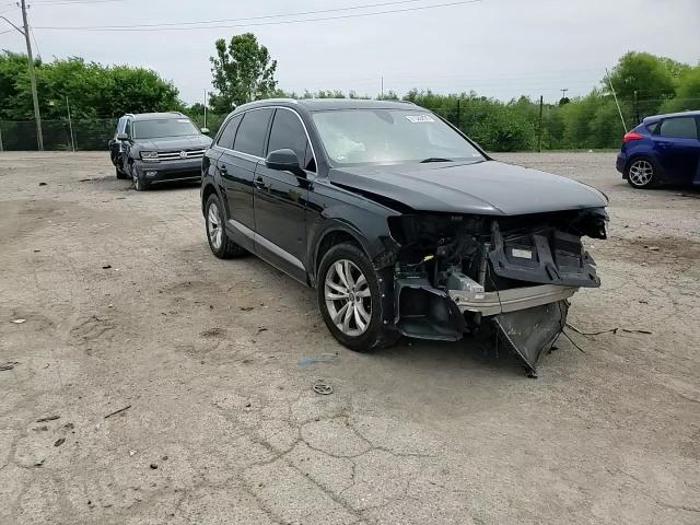 2017 Audi Q7 Premium VIN: WA1AAAF78HD004677 Lot: 61580855