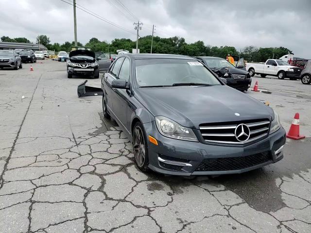 2014 Mercedes-Benz C 250 VIN: WDDGF4HB4EG256401 Lot: 61136795