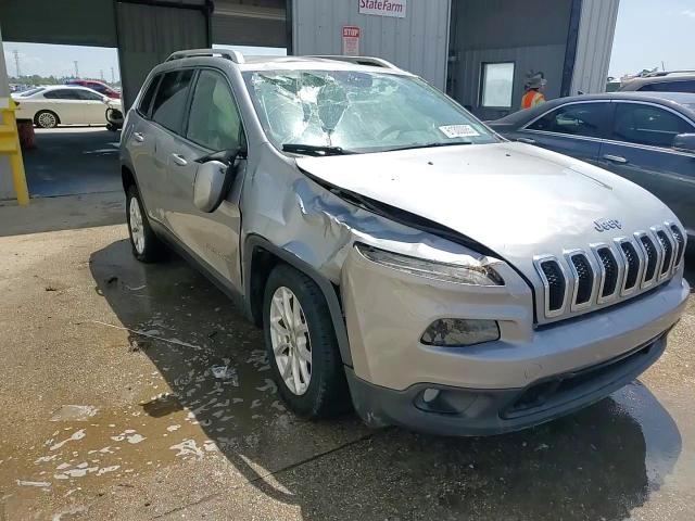 2015 Jeep Cherokee Latitude VIN: 1C4PJLCB7FW517845 Lot: 61300065