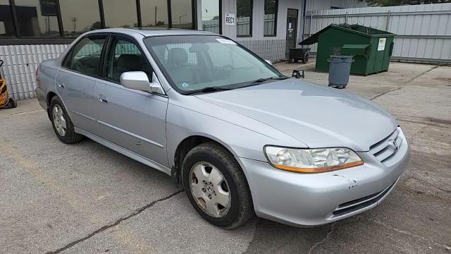 2001 Honda Accord Ex VIN: 1HGCG165X1A085590 Lot: 59675515