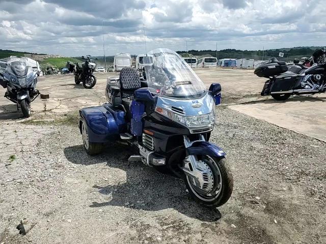 2000 Honda Gl1500 Se12 VIN: 1HFSC2237YA203806 Lot: 60987075