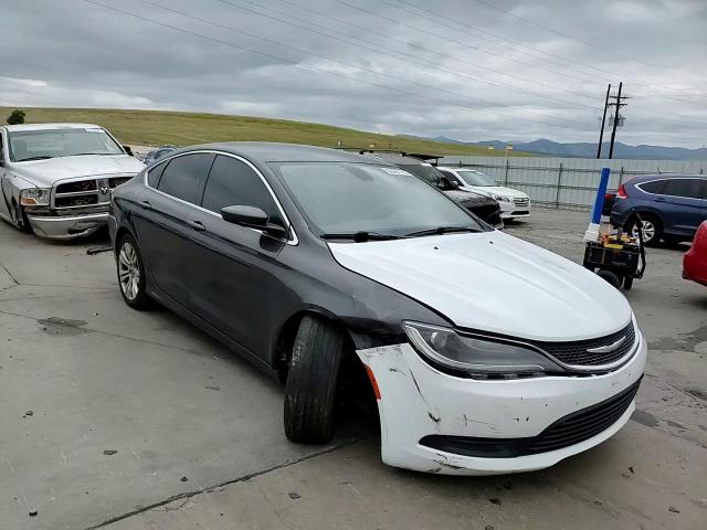 2015 Chrysler 200 Limited VIN: 1C3CCCAB9FN555177 Lot: 62967555