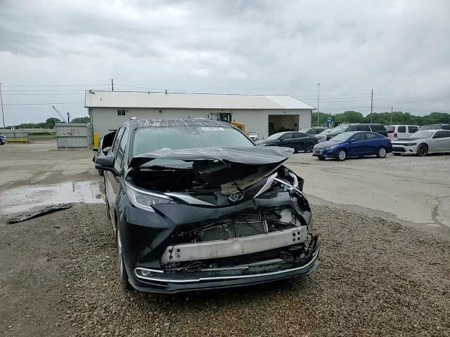 2021 Toyota Sienna Limited VIN: 5TDZRKEC6MS012684 Lot: 61996195