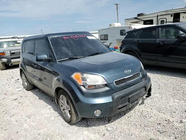 2011 Kia Soul + VIN: KNDJT2A24B7223739 Lot: 59475885