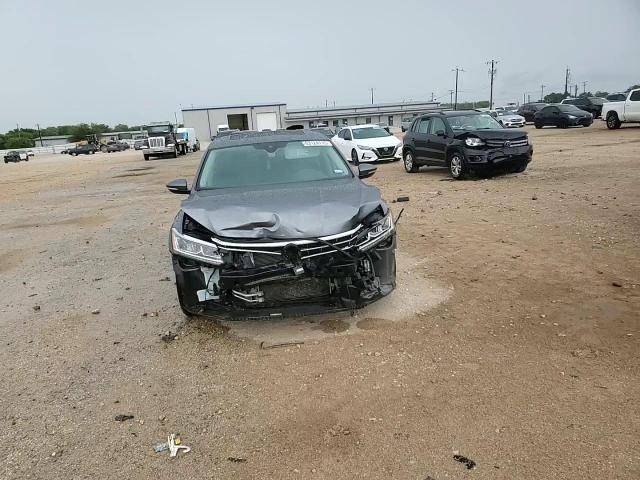 2017 Volkswagen Passat Sel Premium VIN: 1VWCT7A39HC071596 Lot: 63124715