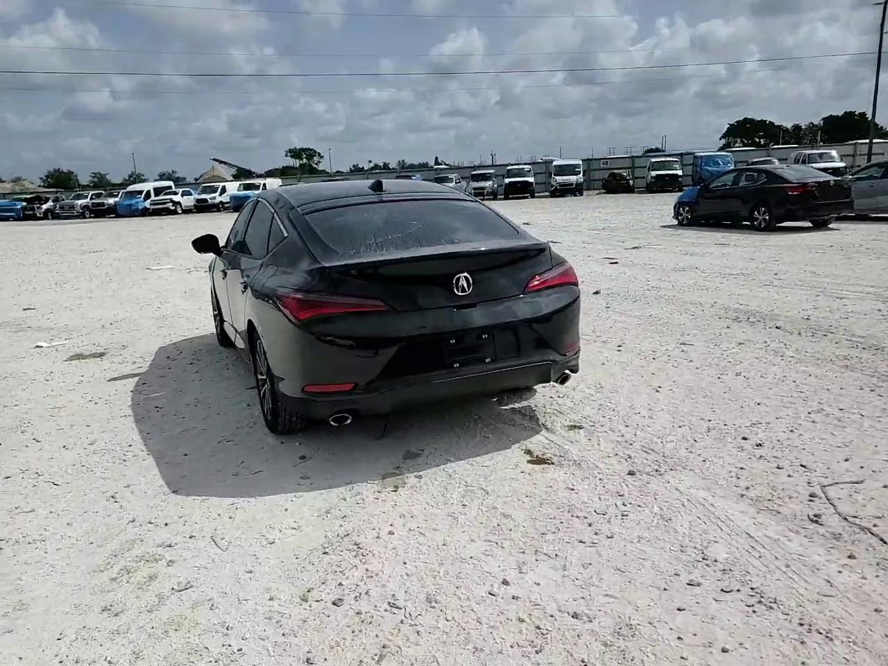 Фото: 19UDE4H28SA008653