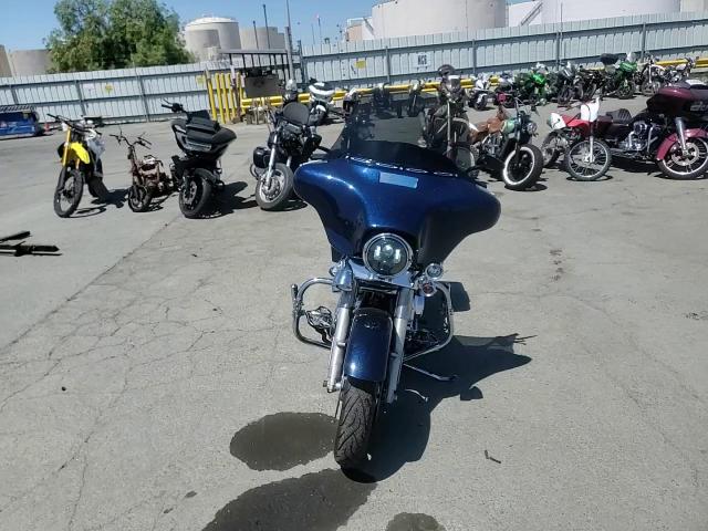 2012 Harley-Davidson Flhx Street Glide VIN: 1HD1KBM12CB606422 Lot: 62098775