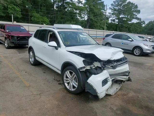 2013 Volkswagen Touareg V6 VIN: WVGEF9BP4DD013167 Lot: 60422255