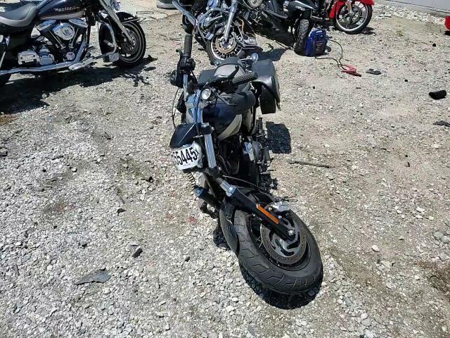 2018 Harley-Davidson Xl1200 C VIN: 1HD1CT315JC414956 Lot: 61955445